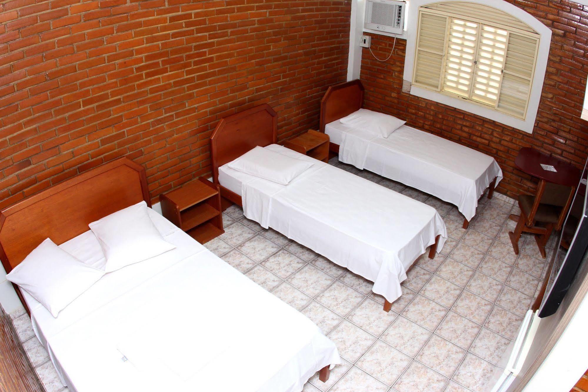 Pousada Recanto Das Caldas Caldas Novas Luaran gambar