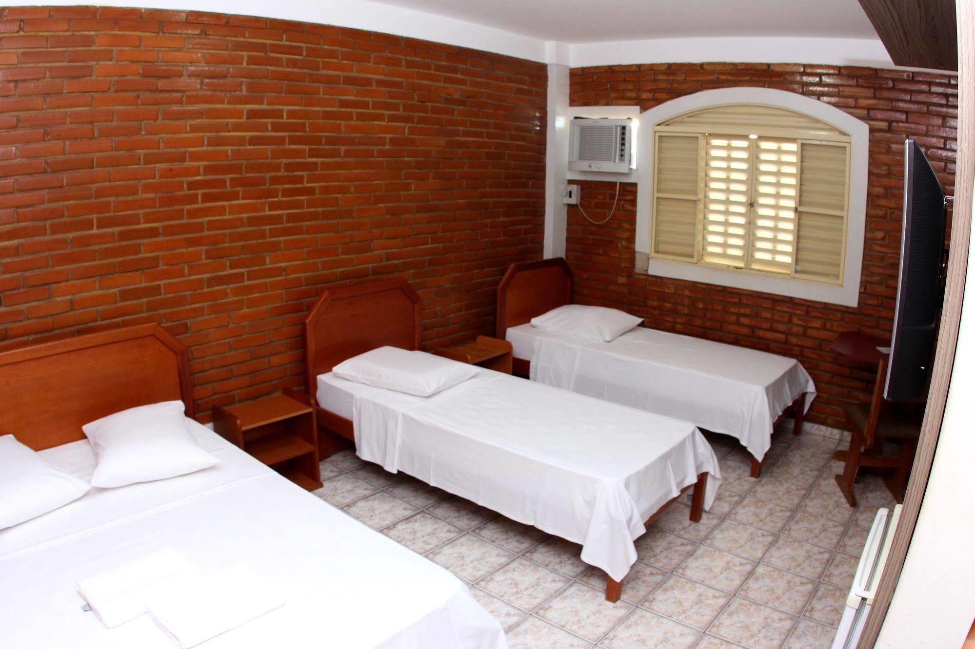 Pousada Recanto Das Caldas Caldas Novas Luaran gambar